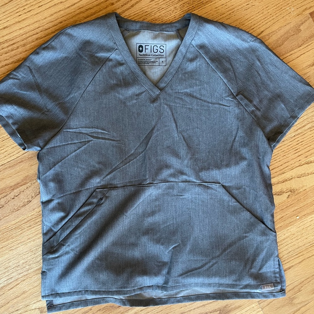 FIGS Batara scrub top zipper kangaroo pocket SMALL graphite